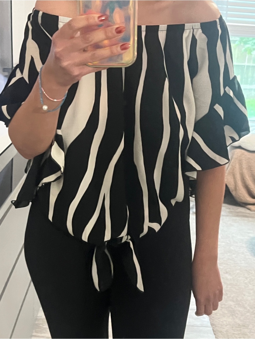 Tyche Women’s Black & White Stripe Zebra Animal Print Tie-Front Off-Shoulder Top